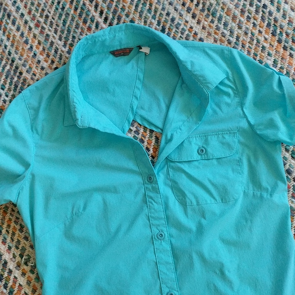 Merrell Active Wear Blouse - Picture 2 of 11